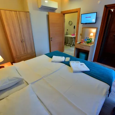Ekinoks & Lejlighedshotel