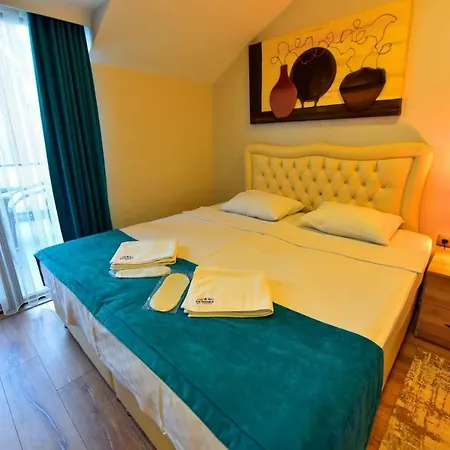 Ekinoks & Lejlighedshotel